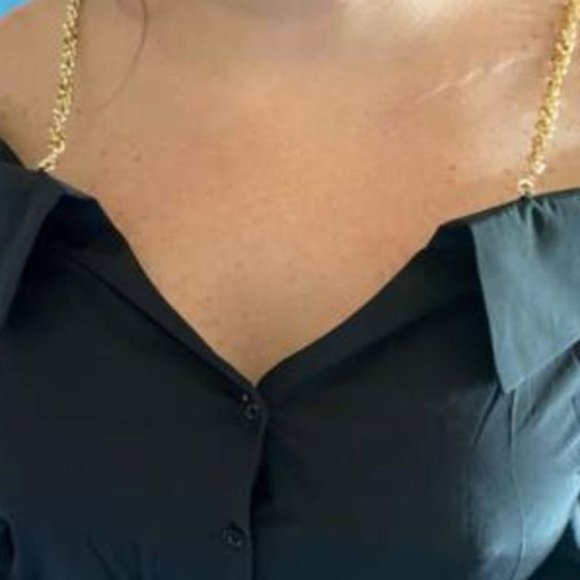 Contemporary modern Girl off shoulder Blouse Black - Picture 7 of 7